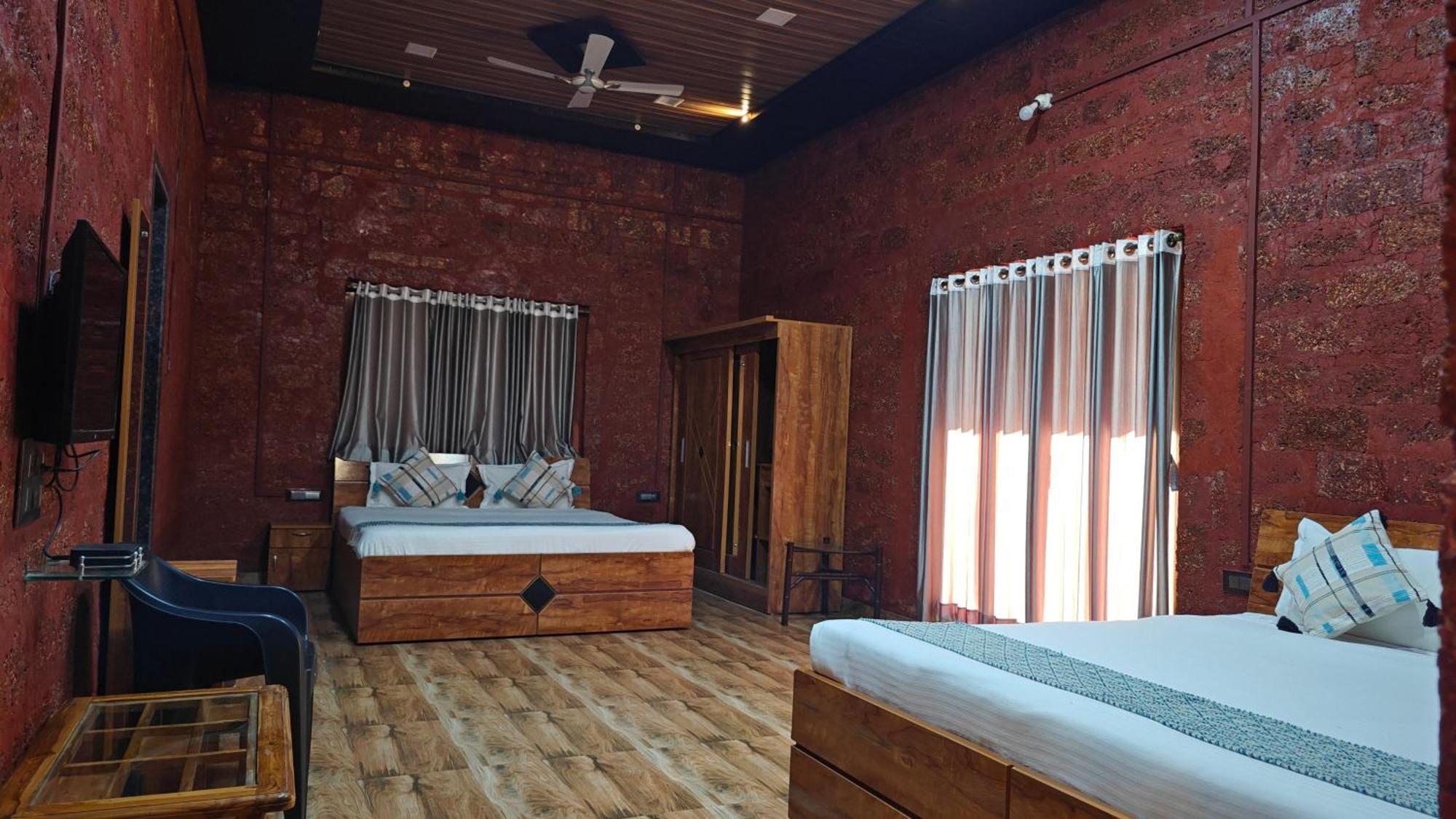 Stone Casa By Vgh 4Bhk Villa With Swimming Pool Mahabaleshwar Ngoại thất bức ảnh